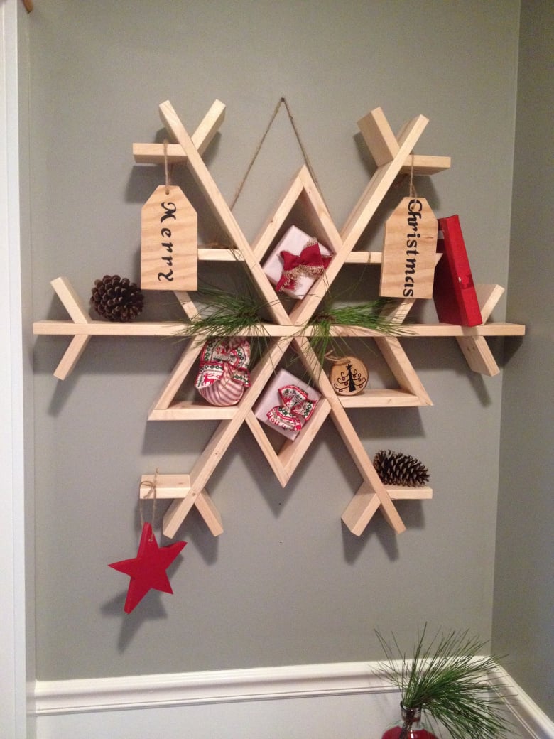 diy wooden snowflake shelf